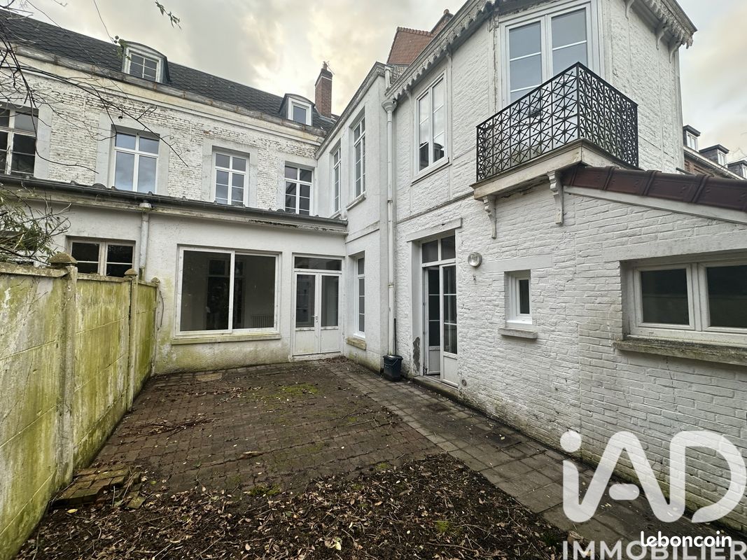 Immeuble 165 m² · à Douai · 165 m² · 262 500 €