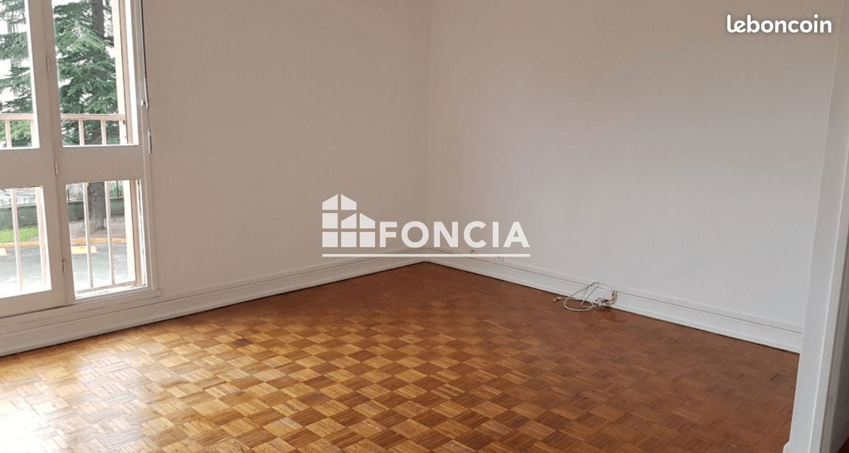 Appartement 2 pièces 45 m² · à Ivry-sur-Seine · 45 m² · 1 022 €