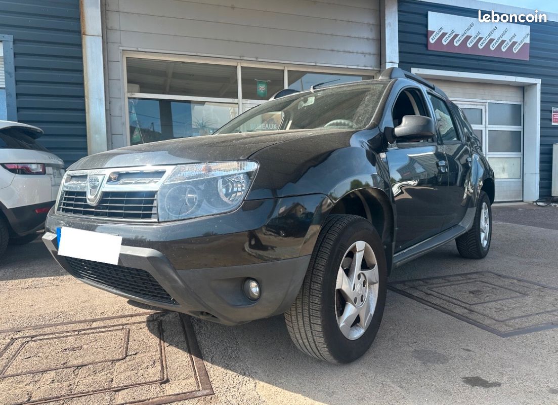 Dacia Duster 1.5 dCi Lauréate Plus 4x2 110cv (image 1)