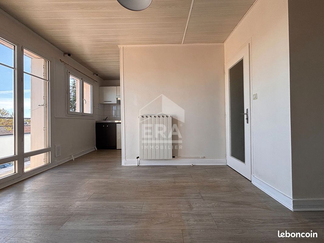 Appartement 1 pièce 27 m² · à Saint-Pryvé-Saint-Mesmin · 27 m² · 501 €/mois