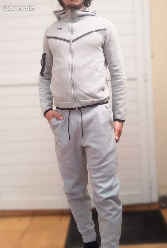 Nike Tech Ensemble Jogging Nike Gris Ensemble Jogging Nike Homme