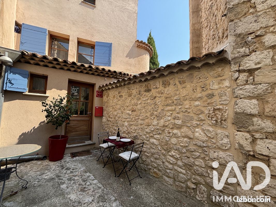 Maison 3 pièces 90 m² · à Ventabren · 90 m² · 399 000 €