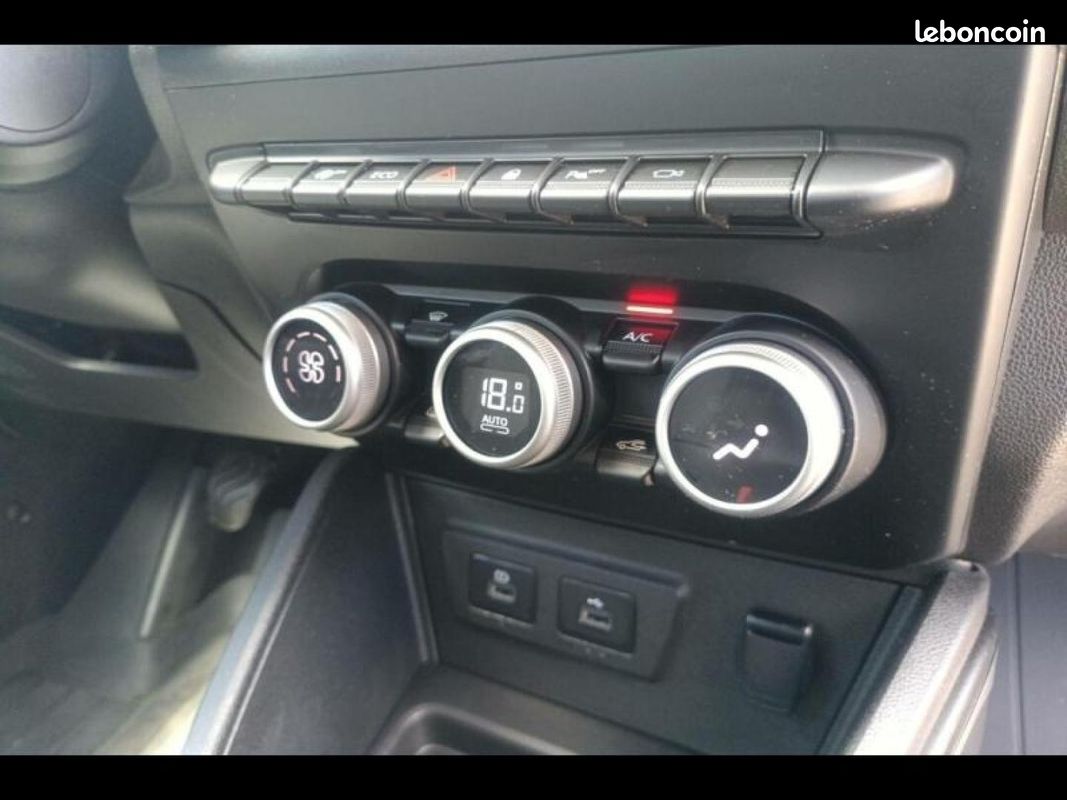 Dacia Duster 1.3 TCe 130ch FAP Extreme 4x2 (image 19)
