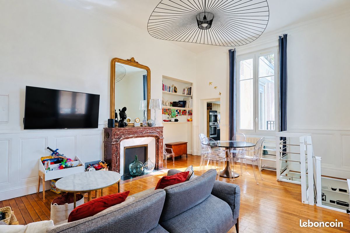 Parking 3 pièces 79 m² · à Tours · 79 m² · 299 000 €