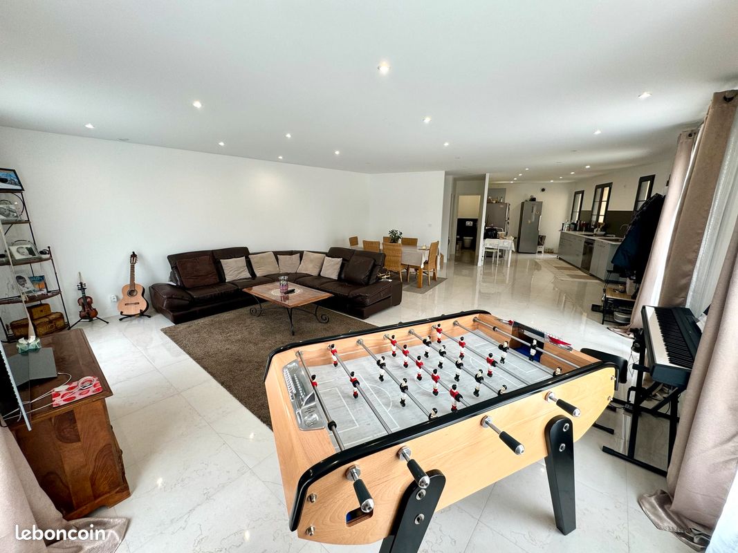 Maison 5 pièces 170 m² · à Ennery · 170 m² · 495 000 €
