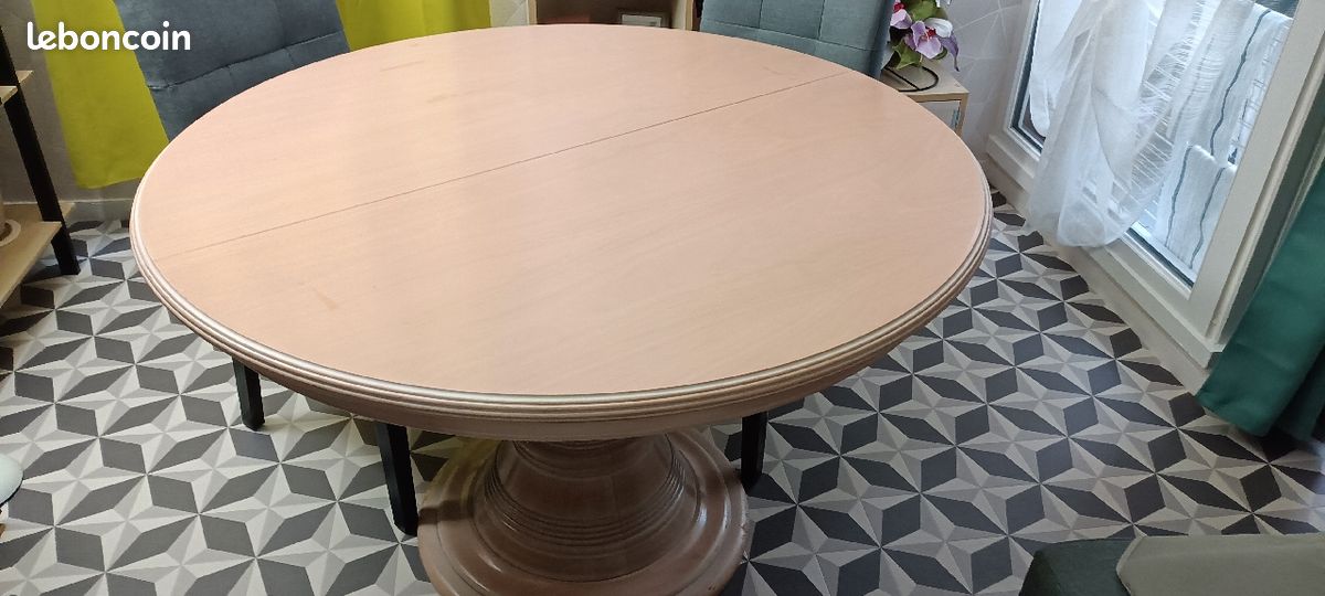 Table de salle à manger (image 3)