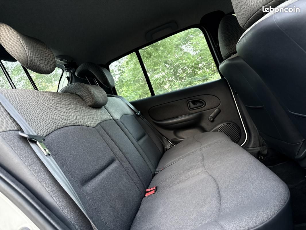 Renault Clio 1.2 16v 75cv Authentique Confort*90 000Km*Véhicule Sous Garantie*Ct Révision Kit Dis... (image 24)
