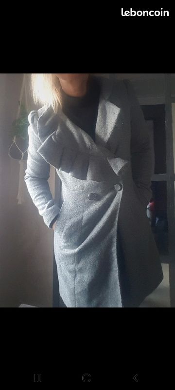 Manteau jamais porté (image 1)