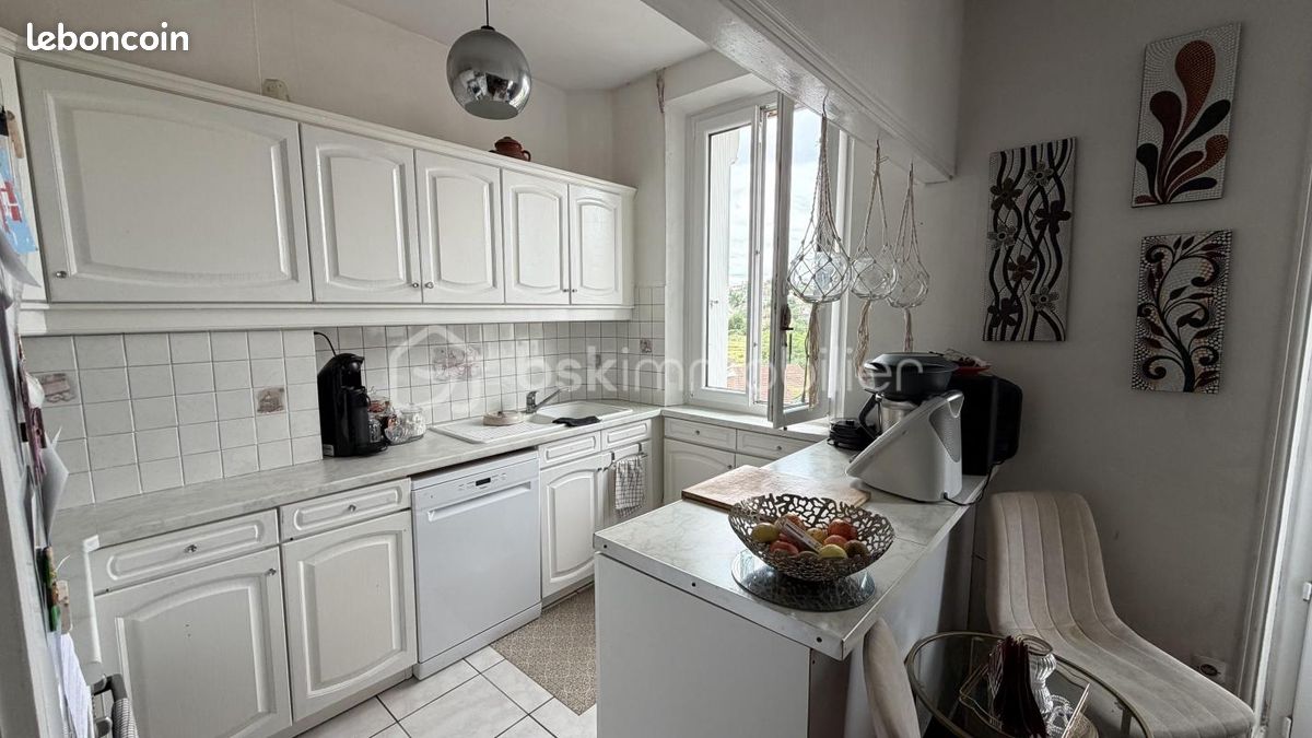 Appartement 3 pièces 55 m² · à Viry-Châtillon · 55 m² · 189 000 €