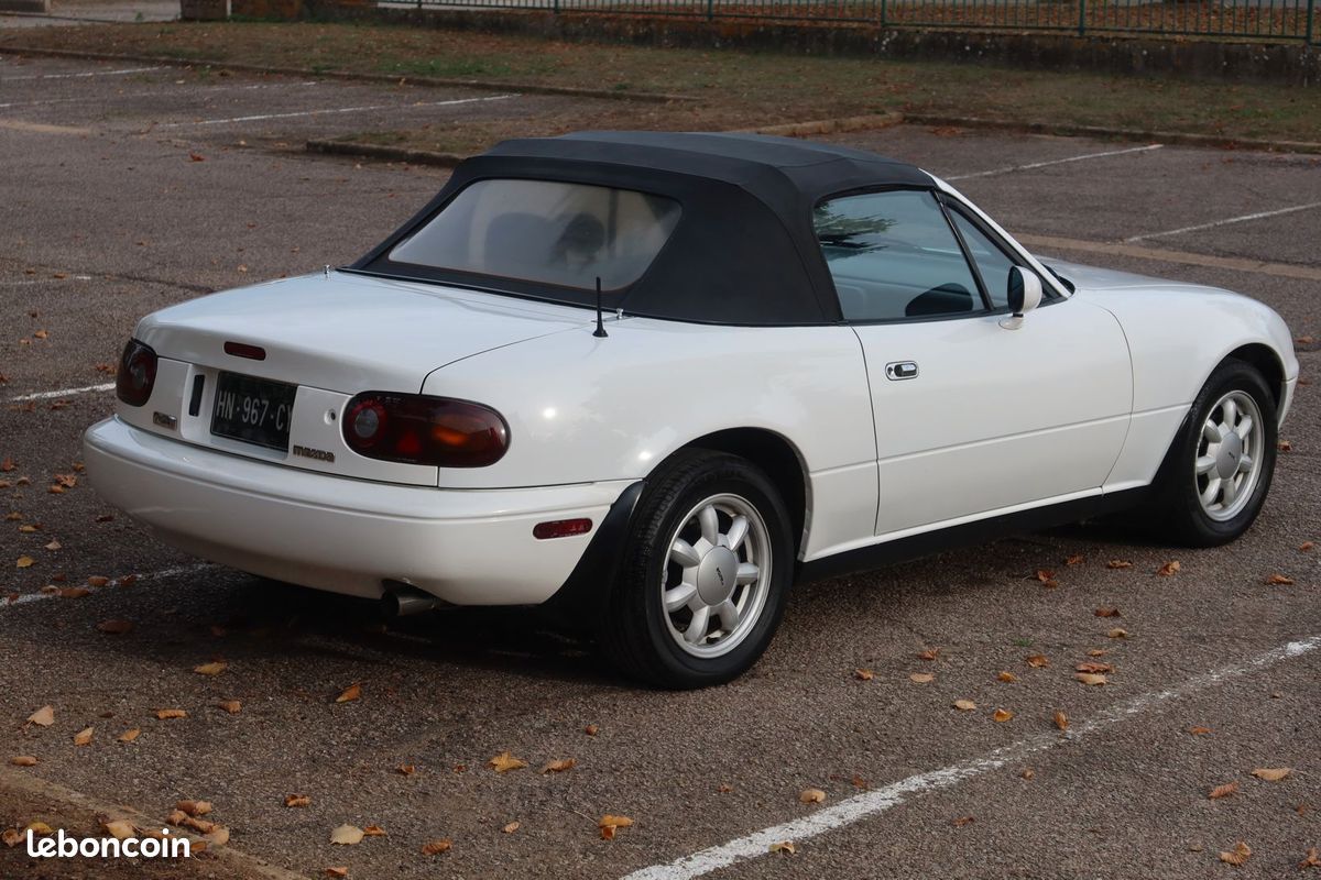 Magnifique Mazda MX-5 NA (image 2)