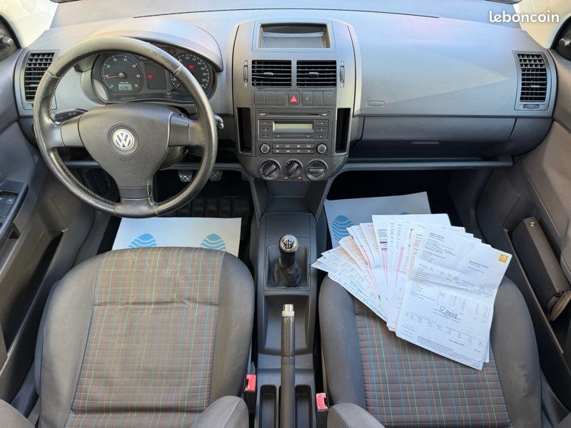 Volkswagen POLO 1.2i 54ch CLIM/FC/VE/RADIO (image 5)