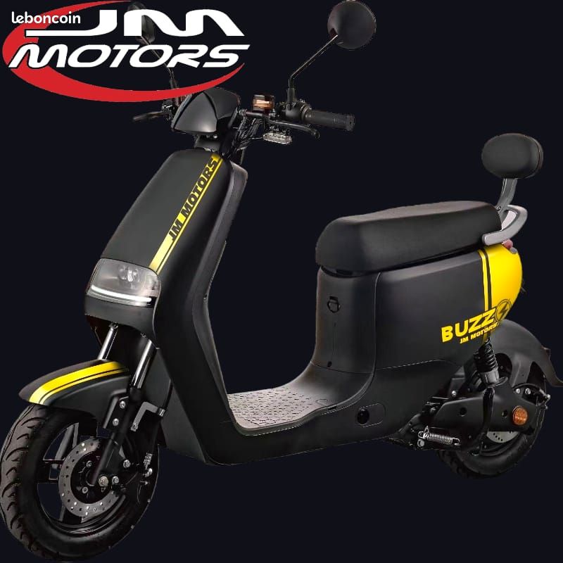 Scooter Electrique Jm Motors Buzz 50 prime état déduite + reprise de