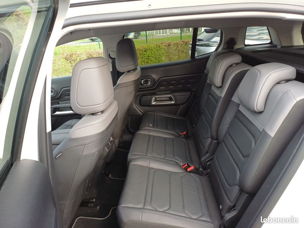 CITROEN C5 Aircross PureTech 130 S&S EAT8 Shine Pack (image 17)