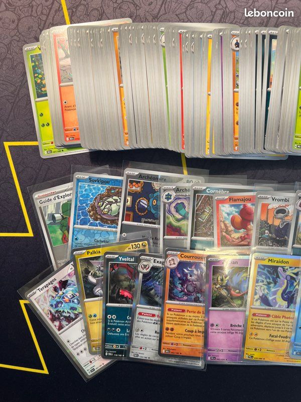 Lot de 200 cartes Pokémon sans double dont 20 brillantes (image 2)