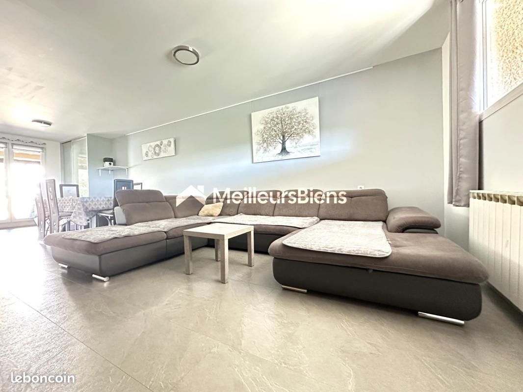 Maison 8 pièces 197 m² · à Mondorff · 197 m² · 450 000 €