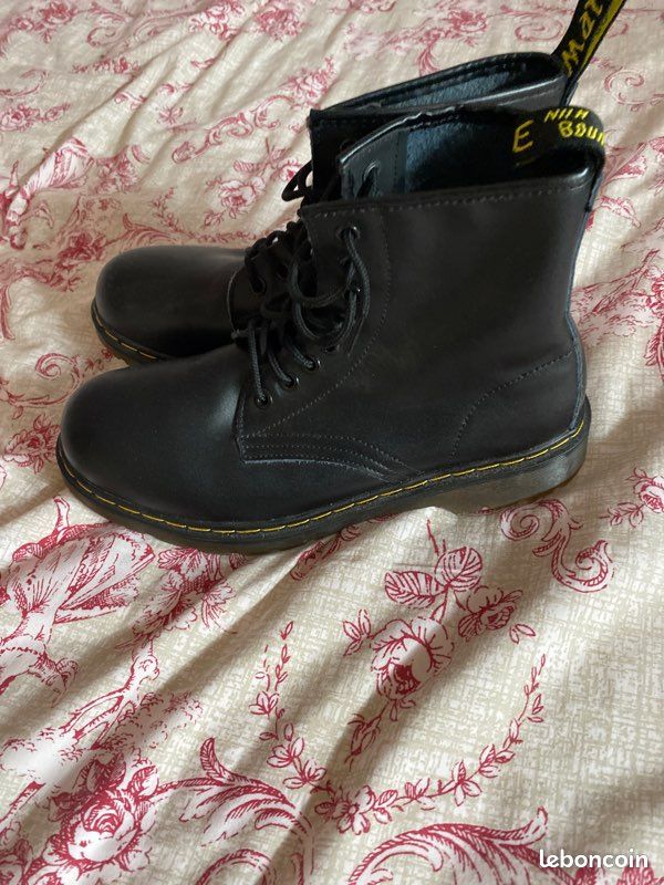 Boots Doc Martens taille 43 (image 2)