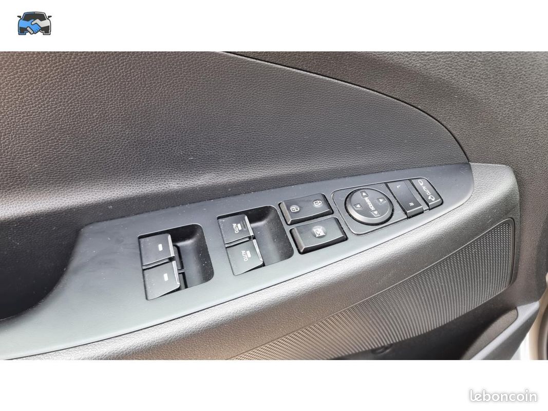 HYUNDAI TUCSON 1.6 CRDi - 115 S&S 2015 Intuitive PHASE 2 (image 21)
