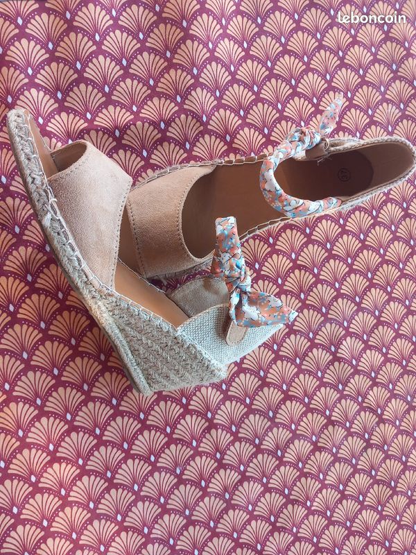 Chaussure femme (image 1)