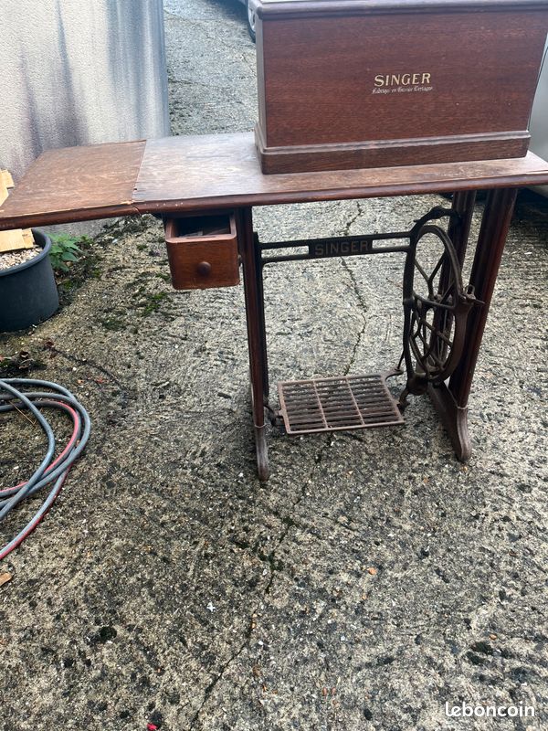 Machine à coudre Singer ancienne (image 1)