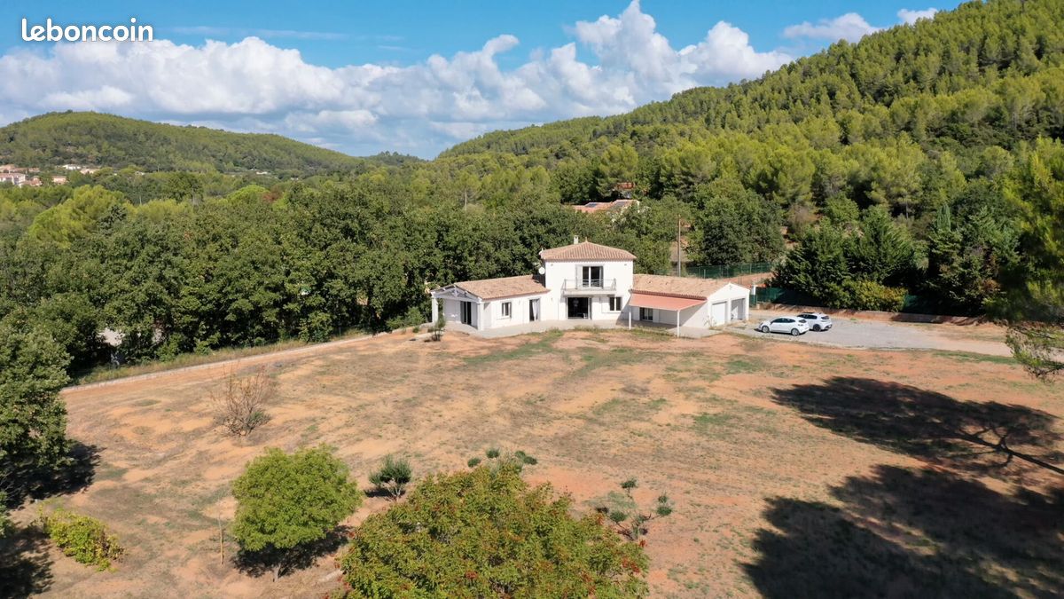 Maison 7 pièces 203 m² · aux Arcs · 203 m² · 670 000 €