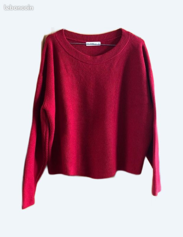 Pull femme rouge Zara taille M état Neuf Vêtements