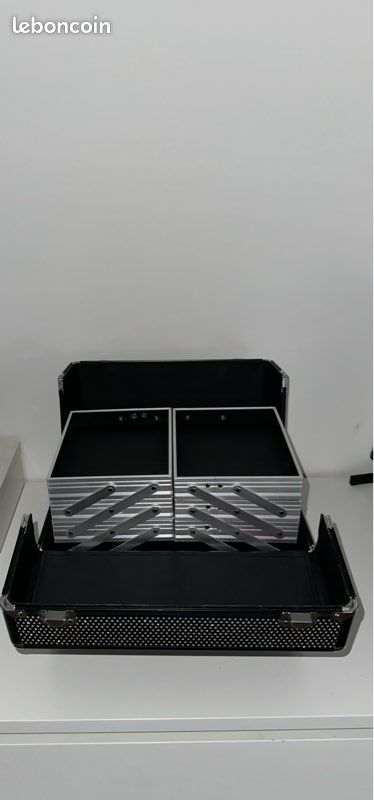 Malette maquillage PARISAX neuve argentée strass et noir (image 4)