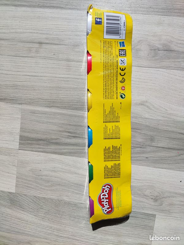 Pâte a modeler play Doh neuve 6 GD pots + Accessoires rouleau découpe et moule (image 4)