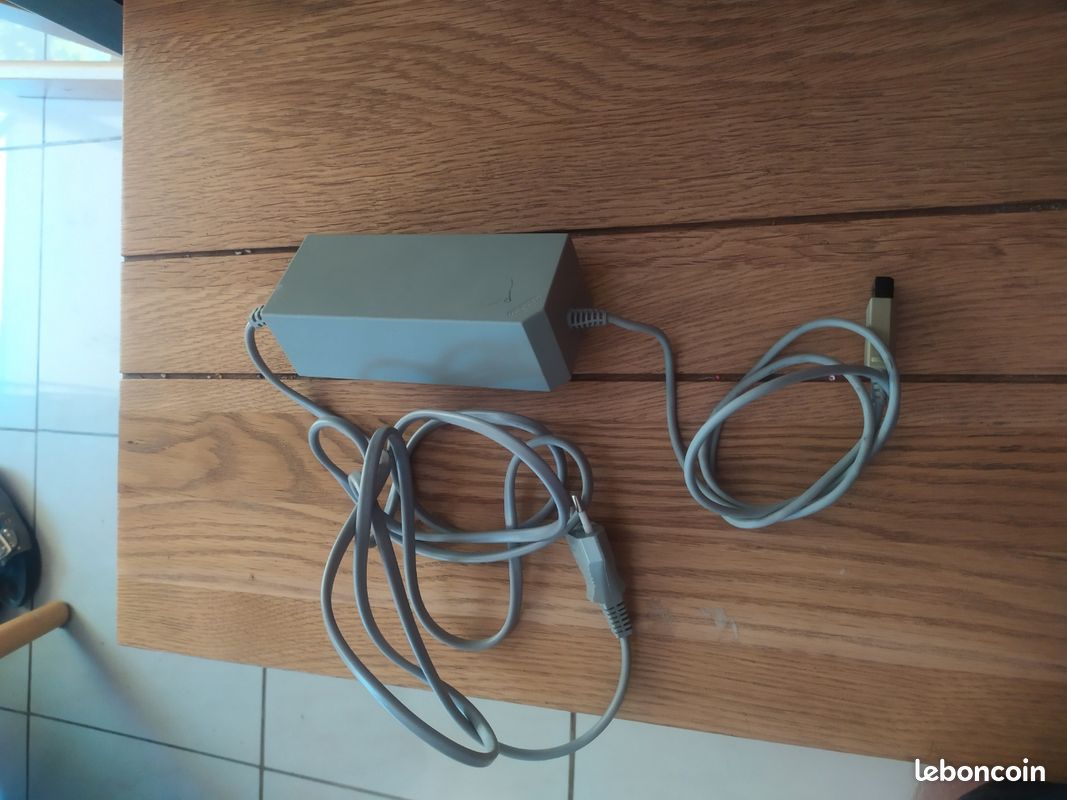 ALIMENTATION NINTENDO WII U MANETTE DE JEU CHARGEUR MURAL