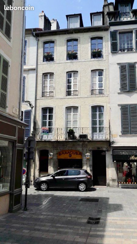 Appartement 4 pièces 105 m² · à Pau · 105 m² · 195 000 €