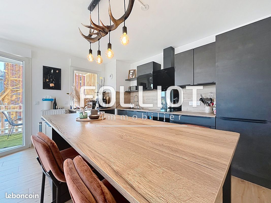 Appartement 3 pièces 71 m² · à Donville-les-Bains · 71 m² · 270 000 €