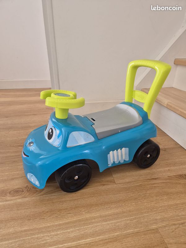 Smoby - Porteur scooter Rose - Coffre à Jouets - Roues silencieuses Dés 2ans