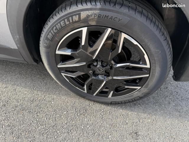 Peugeot 3008 Hybrid 145 e-DCS6 GT (image 6)