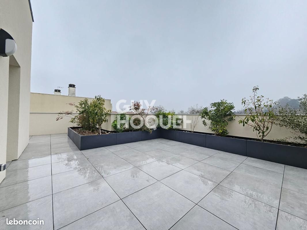 Appartement 4 pièces 90 m² · à Rillieux-la-Pape · 90 m² · 499 000 €
