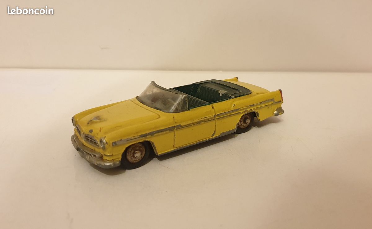 Dinky Toys 24A Chrysler New Yorker - Rouge Intérieur Crème - Près Neuf En Boîte