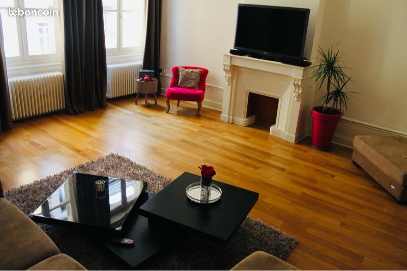 Appartement 4 pièces 106 m² · à Saint-Étienne · 106 m² · 165 000 €