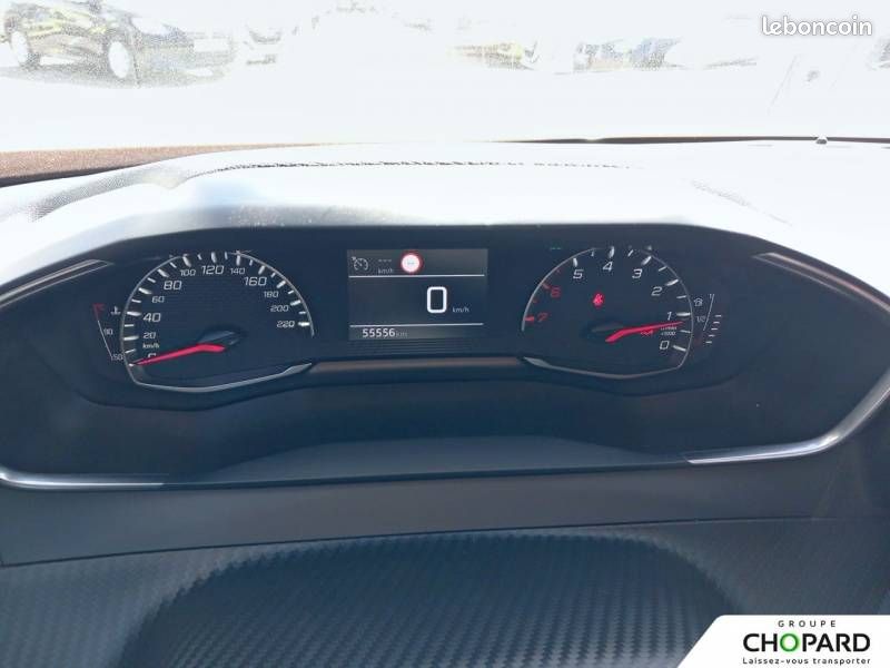 Peugeot 2008 PureTech 100 S&S BVM6 Style (image 17)