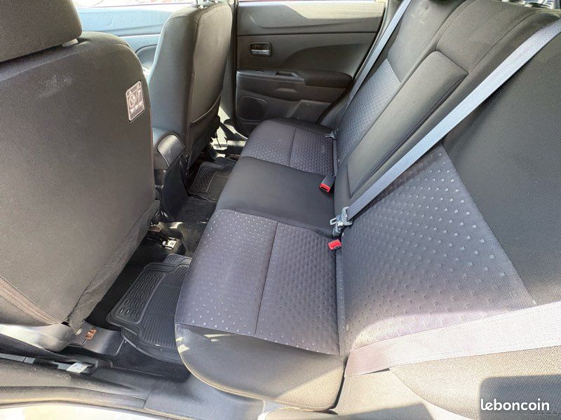 🚘 Mitsubishi ASX 1.8 DI-D DPF ClearTec Style (image 12)
