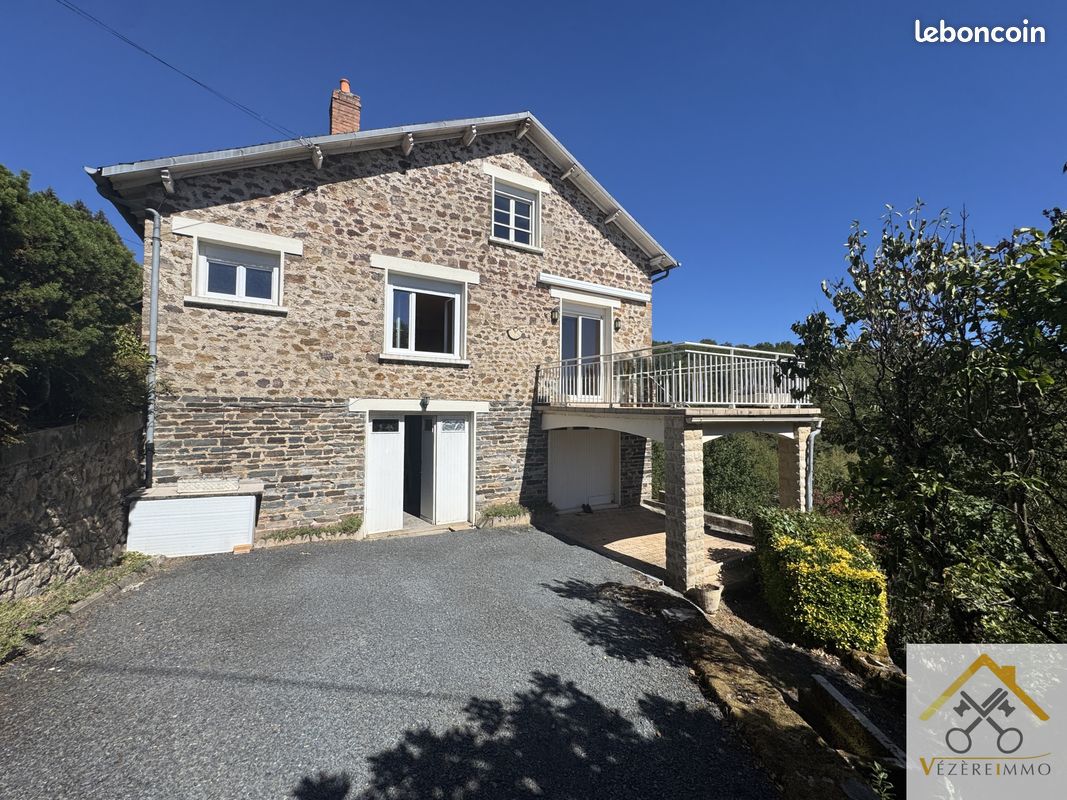 Maison 5 pièces 115 m² · à Vignols · 115 m² · 129 000 €