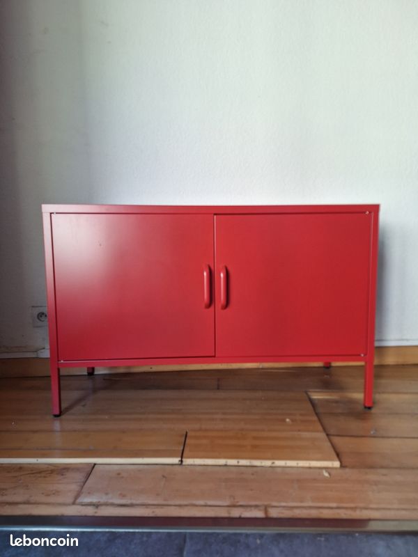 À vendre - Meuble bas rouge en métal (image 1)