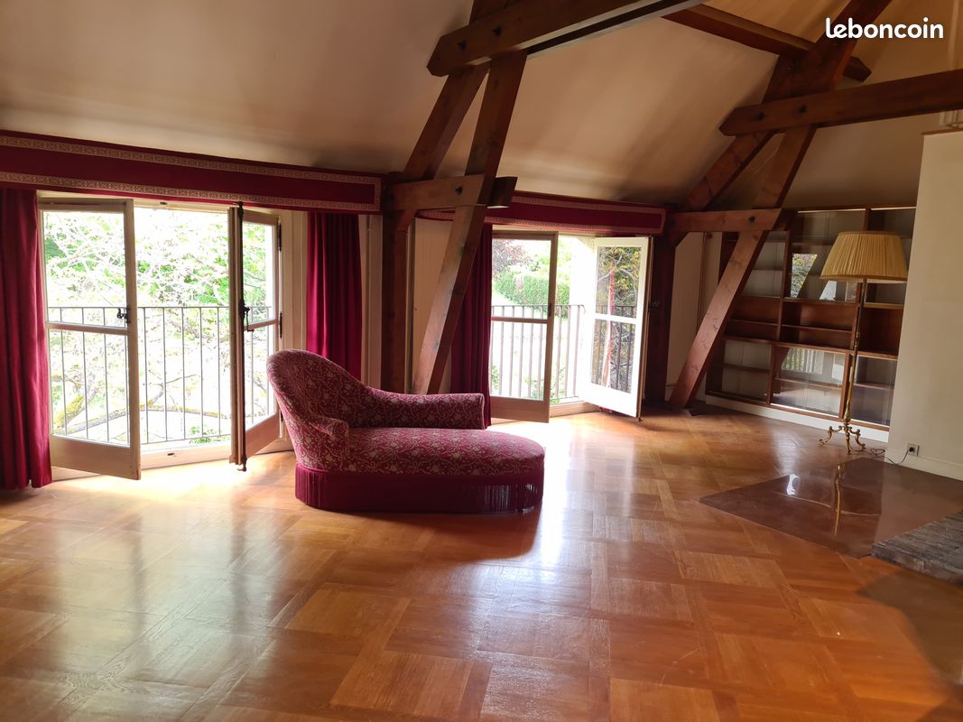 Propriété 13 pièces 341 m² (image 16)