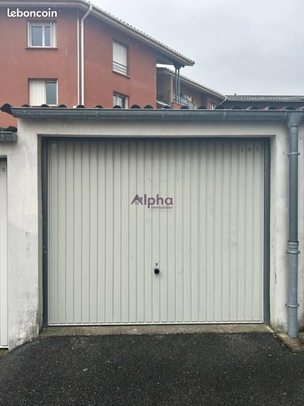 Parking 13 m² · à Montauban · 13 m² · 80 €/mois