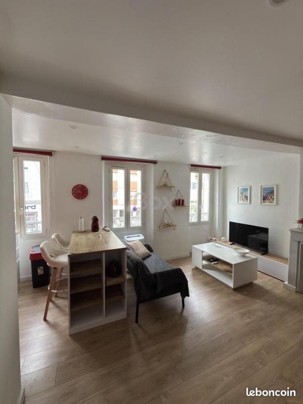 Appartement 2 pièces 27 m² · à Toulon · 27 m² · 610 €