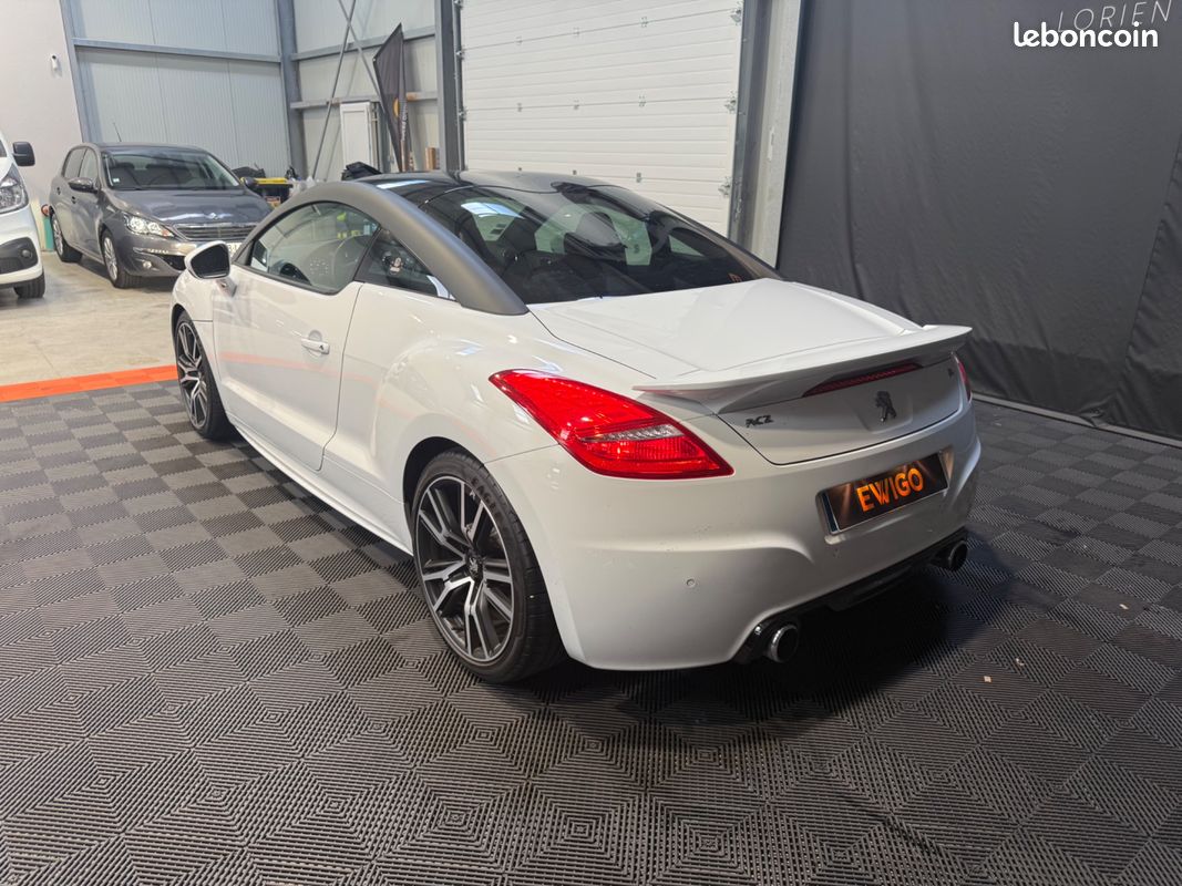 PEUGEOT RCZ R 1.6 THP 270CH / GARANTIE 12 MOIS EDITION LIMITÉe (image 11)