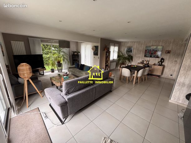 Propriété 6 pièces 165 m²