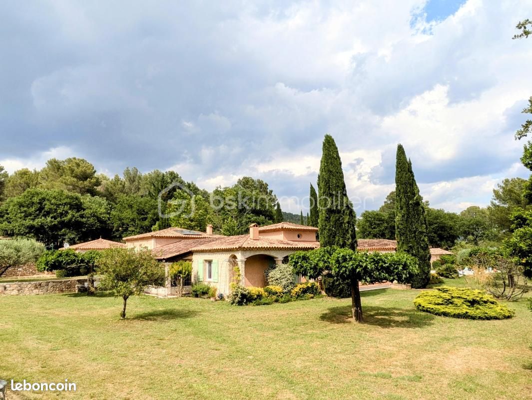 Maison 10 pièces 314 m² · à Salernes · 314 m² · 1 195 000 €