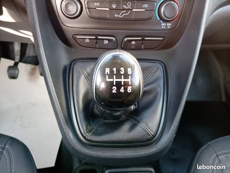 Ford Transit Connect 12 500 HT L1 1.5 EcoBlue 100ch Cabine Approfondie Trend 5 Places (image 17)