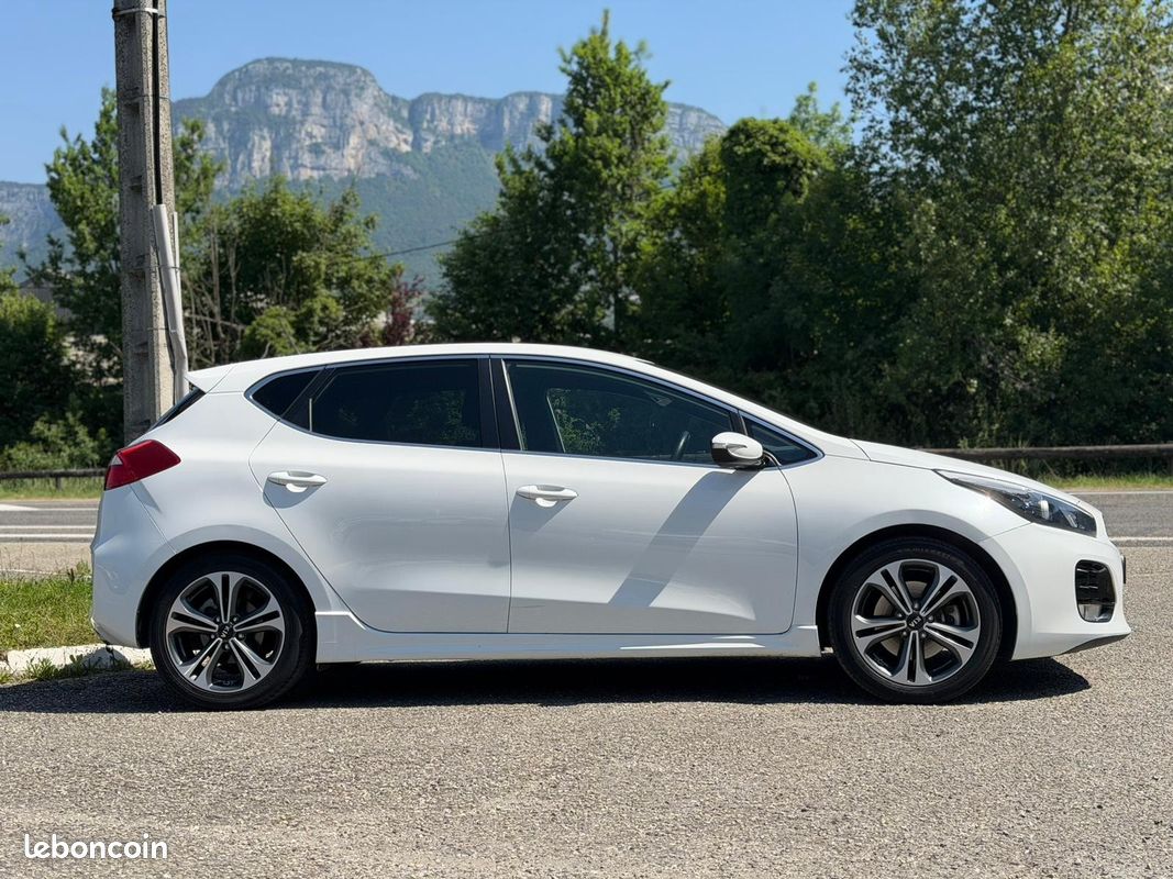 KIA CEE'D 1.6 CRDi 136 ch ISG GT Line DCT7 (image 7)