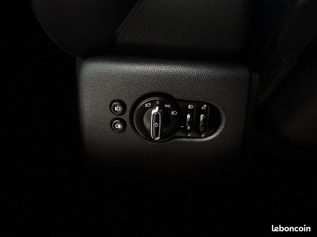 MINI HATCH 3 PORTES F56 One D 95 ch Finition Business BLUETOOTH CLIM USB GARANTIE 12 MOIS (image 18)