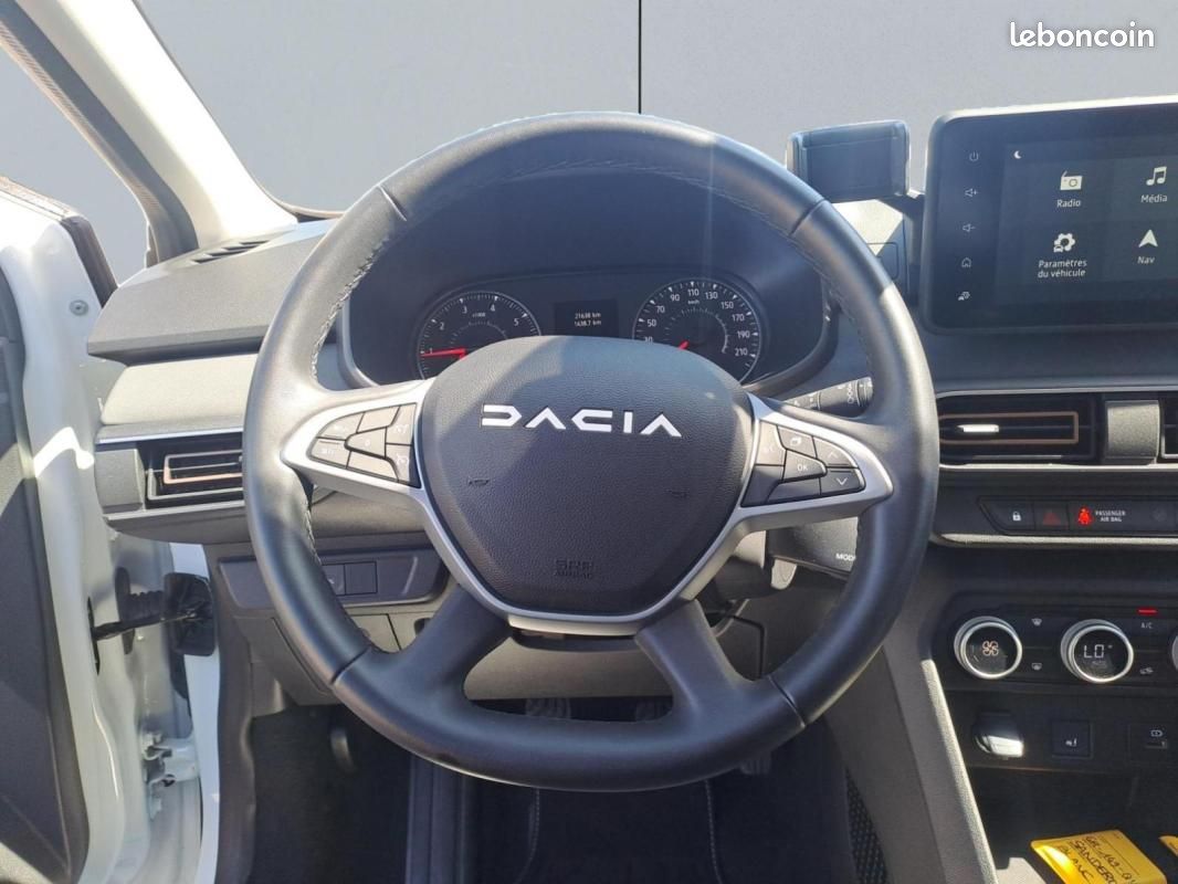Dacia Sandero ECO-G 100 Stepway Extreme + (image 13)