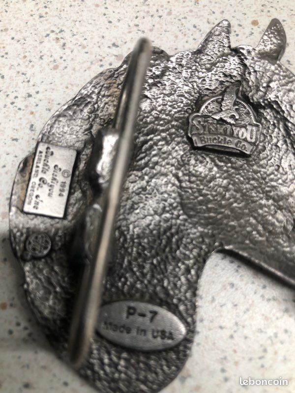CRINIERE DE CHEVAL [ boucle ceinture